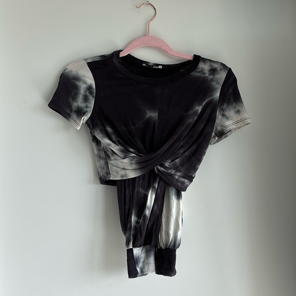 Two piece set